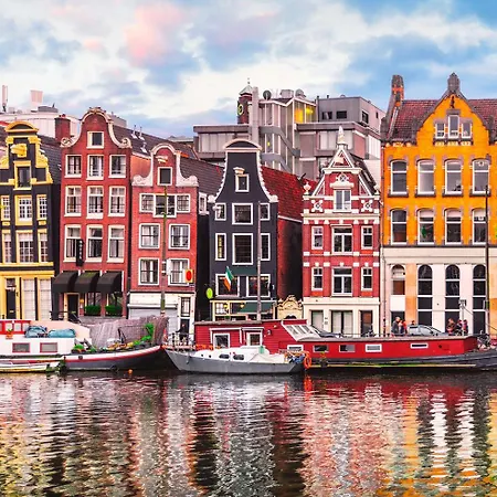 Zaandam Amsterdam Hotel *